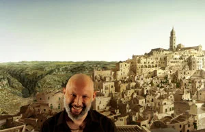 Foto Domenico Dell'Osso con parte dell'opera