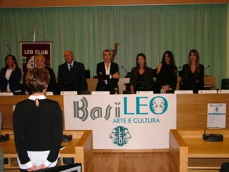 assegnato allo stilista michele miglionico il premio basileo 91 cerimonia radio laser news matera potenza puglia basilicata