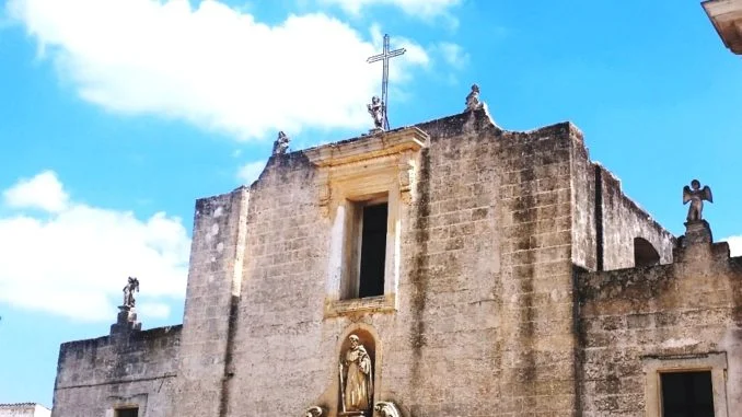 esternochiesasantoniospecchia1