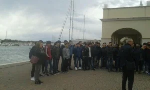 “GLI ALUNNI DEL NAUTICO DI POLICORO FANNO SCUOLA A MARINAGRI” fasd