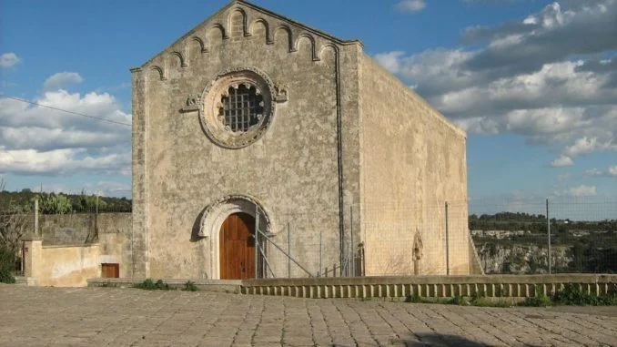 chiesa assunta castellaneta