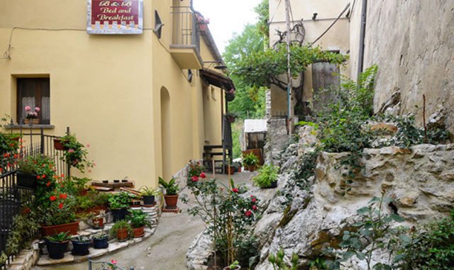 centro storico sotto il castello brienza