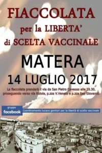 Matera: Fiaccolata per la libertà di scelta vaccinale