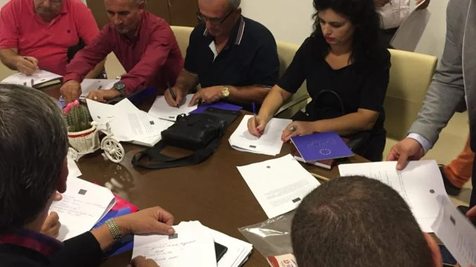 firma dichiarazione pace in albania