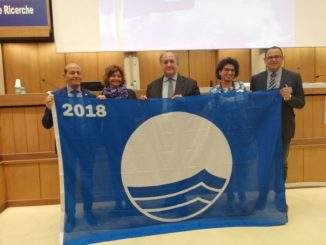 la delegazione di roseto capo spulico alla consegna della bandiera blu radio laser news matera potenza puglia basilicata