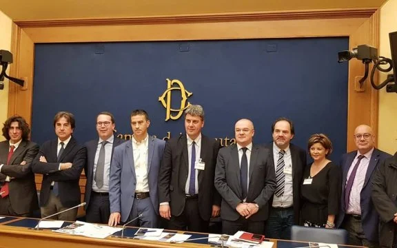 Appello_foto_promotori_e_Parlamentari