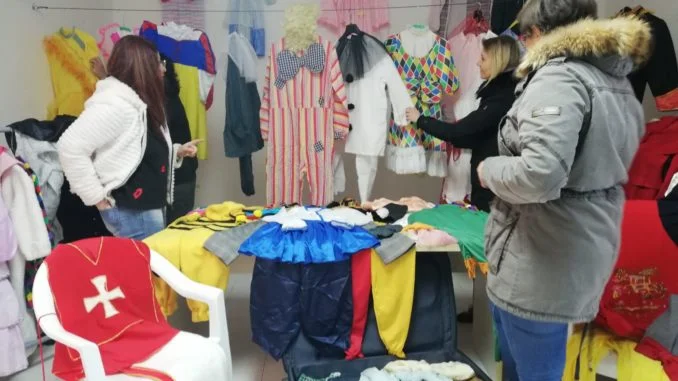 Carnevale Roseto C.S. - GIROTONDO DEI VESTITI