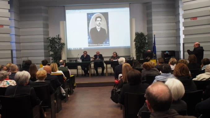 La Scaletta ricorda Caropreso da sinistra Nino Vinciguerra, Francesco Vizziello, presidente e Maria Lucrezia Schiavone