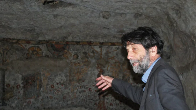 Cacciari nella Cripta del Peccato Originale di Matera