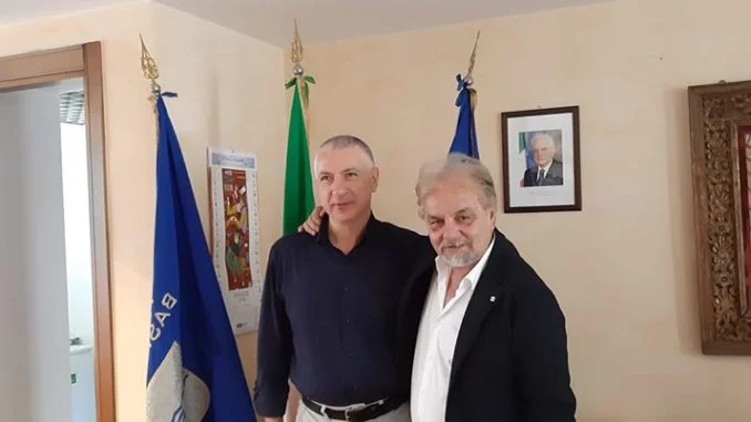 leone con ipovedenti