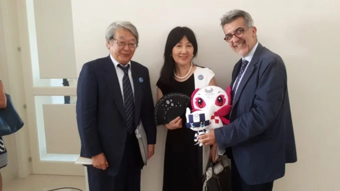 Takatami, l'assistente e verri