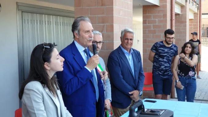 bardi e merra a cerimonia consegna alloggi