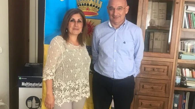 COMUNICATO STAMPA - IL SINDACO MUNDO INCONTRA LA NUOVA DIRIGENTE SCOLASTICA