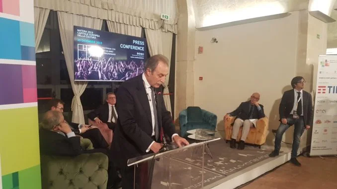 20.12.2019_Matera, conferenza stampa Open future together_intervento Bardi_1
