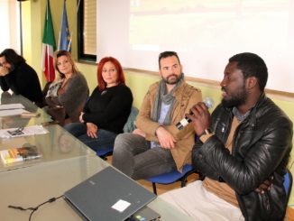 mottola (ta). il viaggio come speranza e possibilità di cambiamento. l'arci di palagiano incontra gli studenti del liceo 19 1 radio laser news matera potenza puglia basilicata