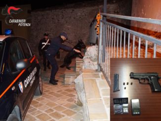 savoia di lucania (pz): sorpreso in casa con arma clandestina e munizioni. arrestato dai carabinieri 14 foto. radio laser news matera potenza puglia basilicata