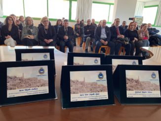 targhe premio alle teopista e a cittadini che hanno onorato matera con la loro attività 1 img 3409 radio laser news matera potenza puglia basilicata