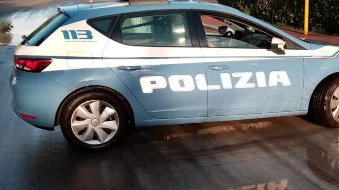 foto1 comunicato stampa del 19.06.2020 - Squadra Volante inseguimento in centro