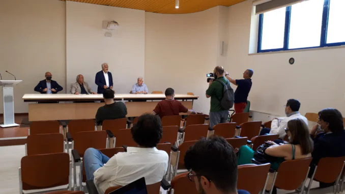Conferenza stampa covid e turismo