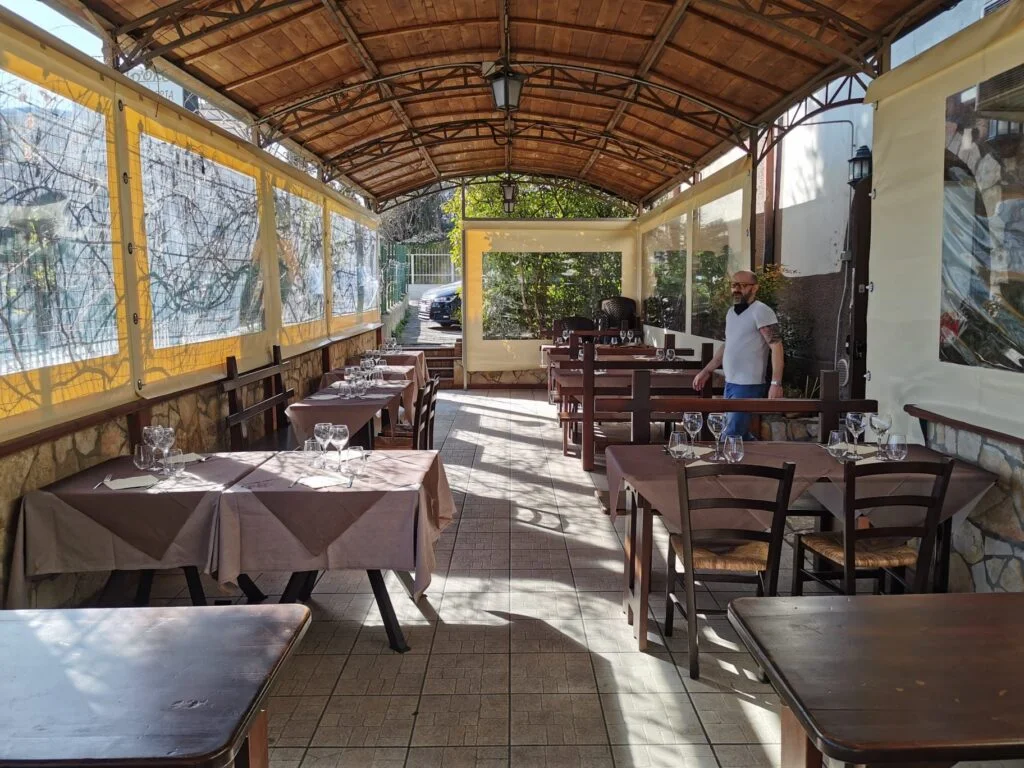 BAR E RISTORANTI RIPRESA LENTA E PROBLEMATICA MA NON MANCANO CASI IN CONTROTENDENZA