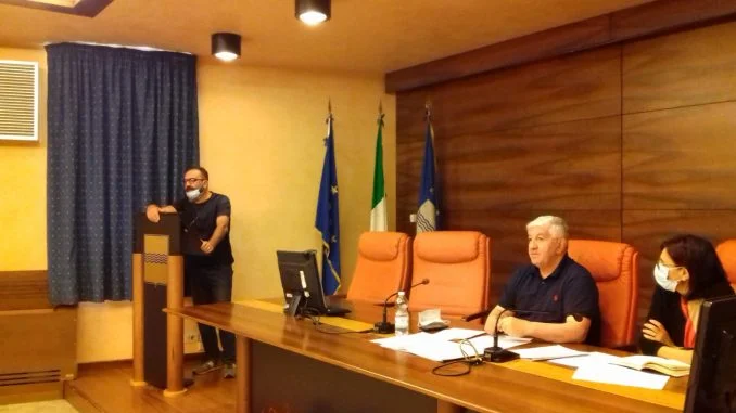 tavolo trasparenza 1