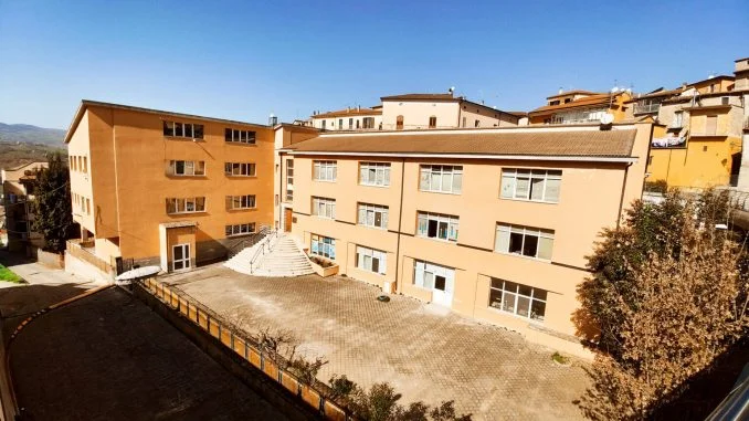 Scuola-secondaria-primo-grado-Pascoli-1536x864