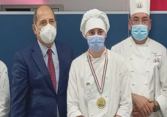 EGIDIO ANGELO AZOLTO "MIGLIOR ALLIEVO DI CUCINA ISTITUTI ALBERGHIERI DI BASILICATA"