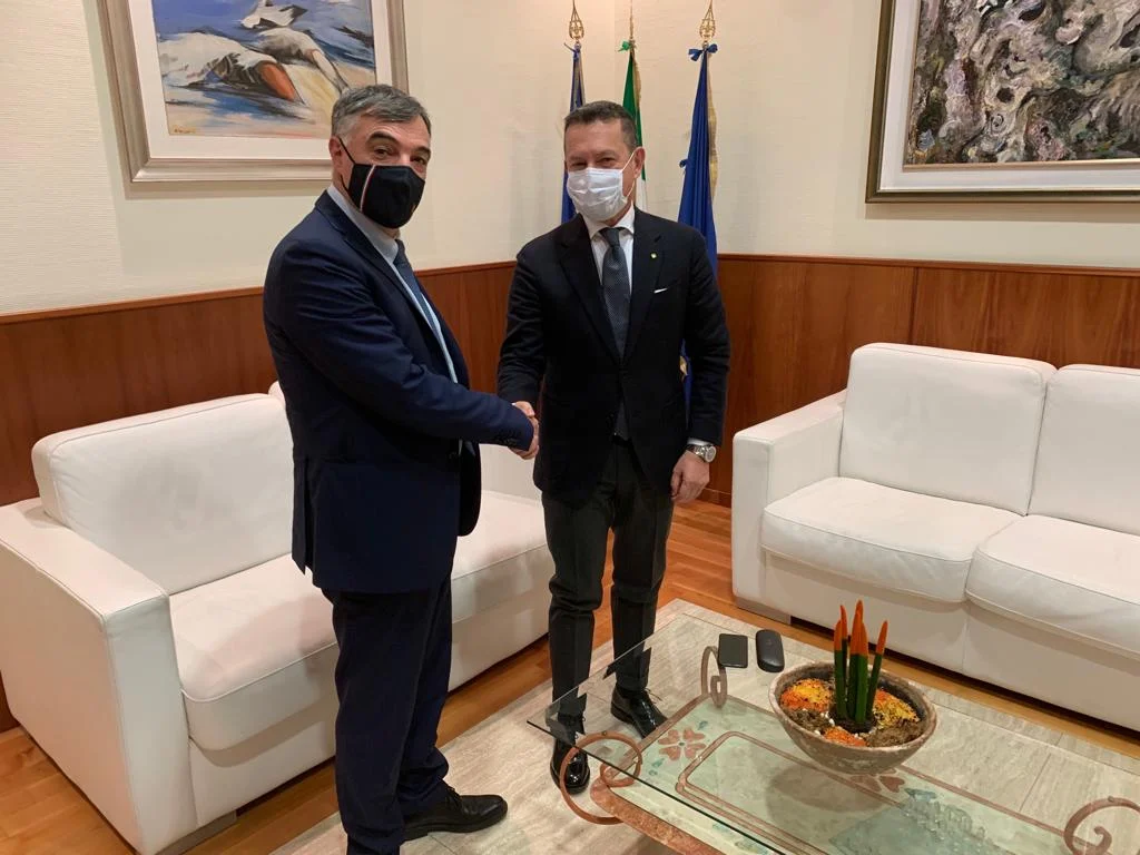 Il Presidente della Provincia di Potenza, Rocco Guarino, ha ricevuto ieri il nuovo Prefetto di Potenza, Michele Campanaro.