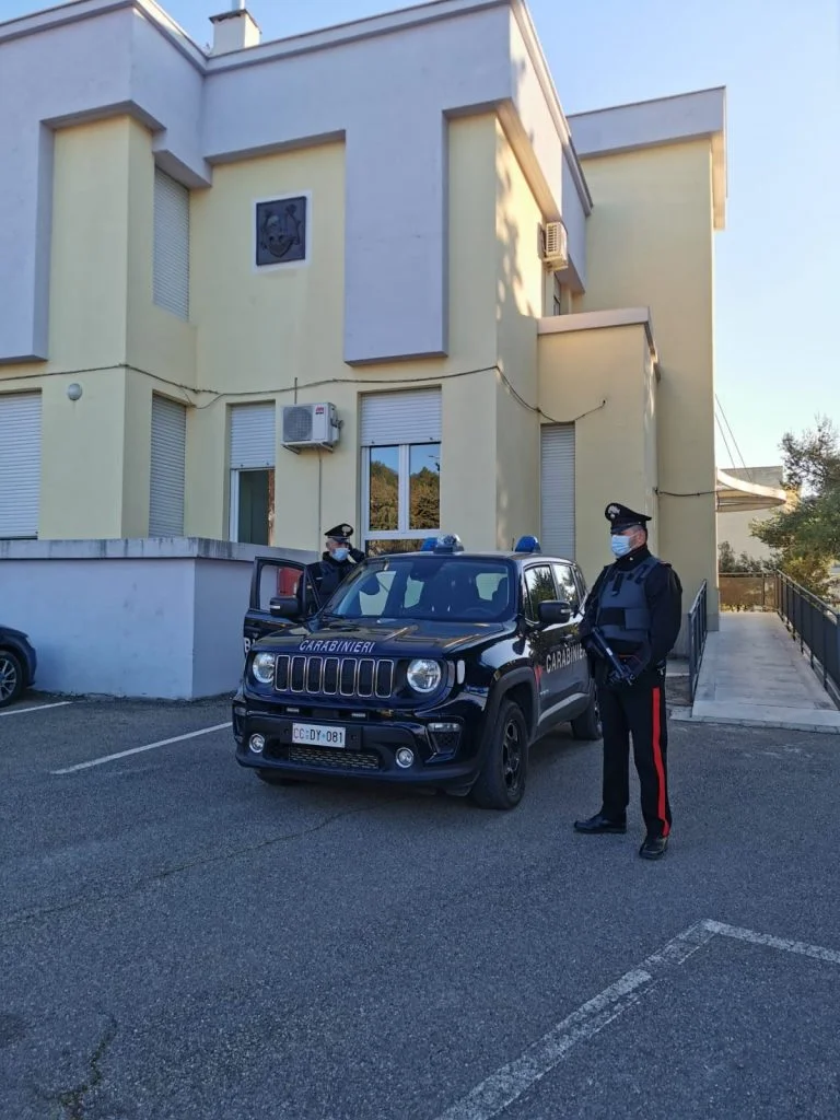 GROTTOLE (MT): AVREBBE PRETESO UNA TANGENTE DI 1000 EURO DA UN IMPRENDITORE. I CARABINIERI ARRESTANO DIRIGENTE COMUNALE