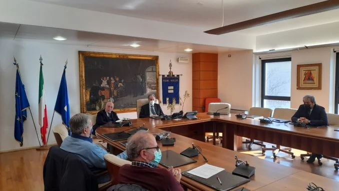 Incontro Bardi con terzo settore (1)