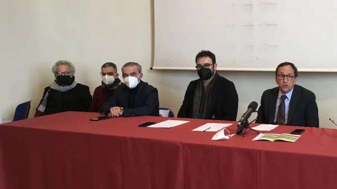 foto conf stampa 3
