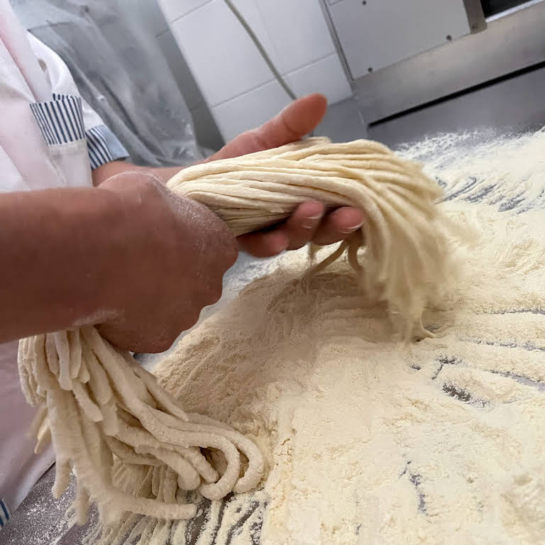 NATALE: CRESCE COMSUMO PASTA LABORATORI ARTIGIANI