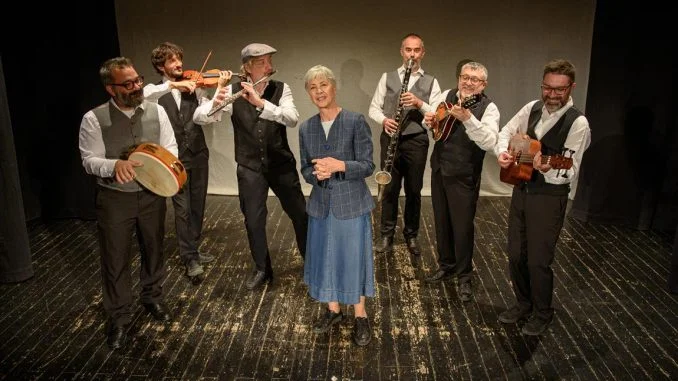 Cosa_Nostra_Spiegata_Ai_Bambini_Ottavia_Piccolo_solisti_OMA_ph_Antonio_Viscido-Medium