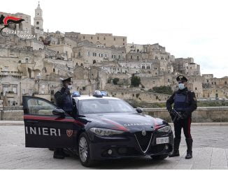 matera e provincia: controlli capillari dei carabinieri durante le festivita’ natalizie. denunciate 27 persone e ritirate 7 patenti di guida