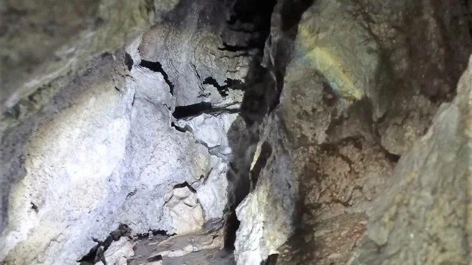 Grotta sorgente piovosa