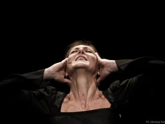 RUVO DI PUGLIA: Lenòr giovedì 17 marzo nel nuovo Teatro Comunale di Ruvo di Puglia lo spettacolo dedicato a Eleonora de Fonseca Pimentel per la rassegna "Libere!