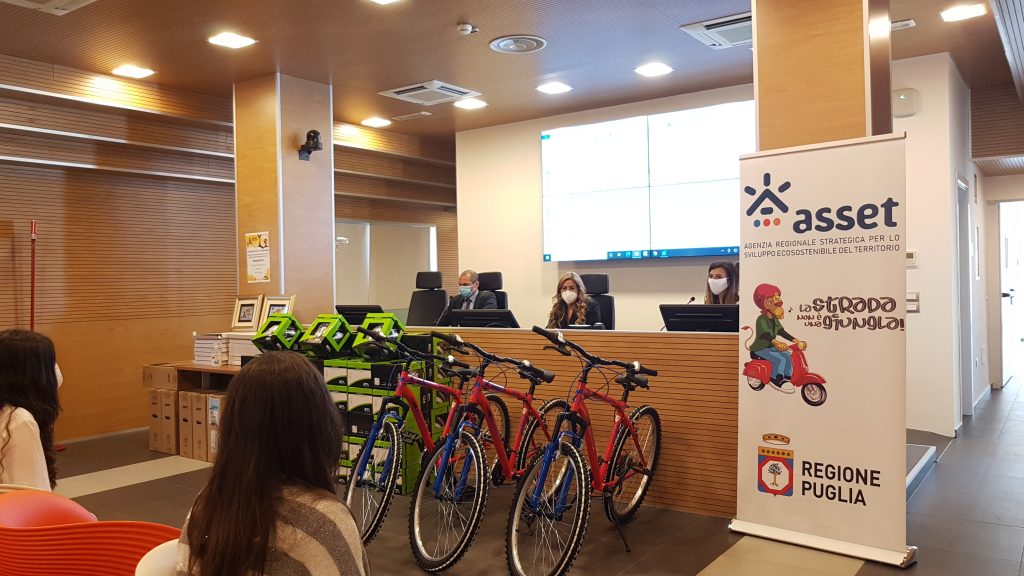 foto premiazione 1 copia radio laser news matera potenza puglia basilicata
