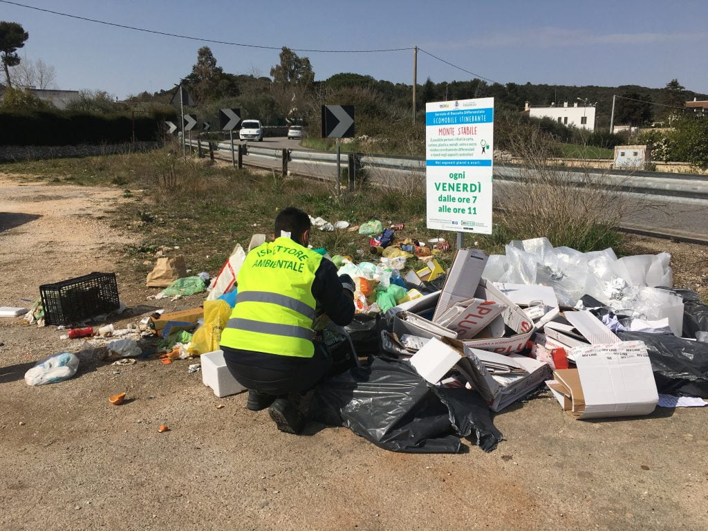 MARTINA FRANCA: Vigilanza ambientale e telecamere contro l’abbandono dei rifiuti, fioccano verbali e sanzioni nei primi tre mesi del 2022.