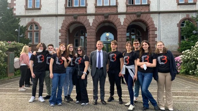 17-05-22-Premio-dei-presidenti-per-la-coooperazione-comunale_Di-Sciascio-con-un-delegazione-del-Marco-Polo-ad-Hamm-per-Immaginariurbani-