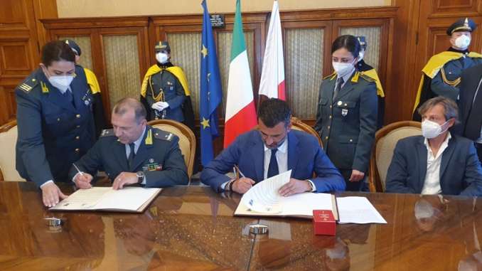 18-05-22 siglato il protocollo tra il Comando provinciale della Guardia di Finanza e la Città metropolitana di Bari a tutela delle risorse finanziarie del PNRR