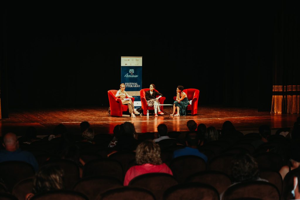 amélie nothomb festival armonia 2021 1 radio laser news matera potenza puglia basilicata