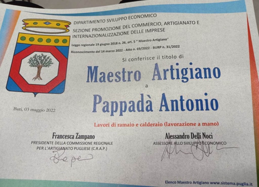 assegnato dalla regione puglia il titolo di “maestro artigiano” ad antonio pappada’ - il ramaio di specchia 4 pappada maestro artigiano 2022 3 radiolaser news matera potenza puglia basilicata