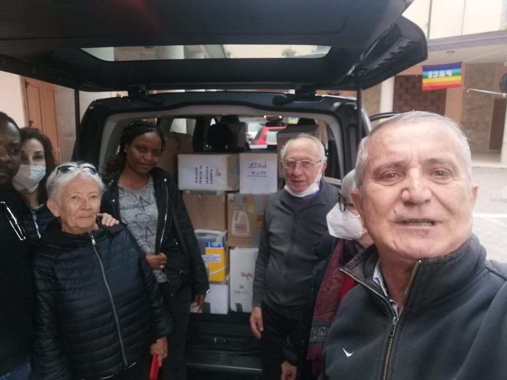 spi cgil pz_raccolti 300 chili generi alimentari per ucraina 1 whatsapp image 2022 05 04 at 20.20.42 radiolaser news matera potenza puglia basilicata