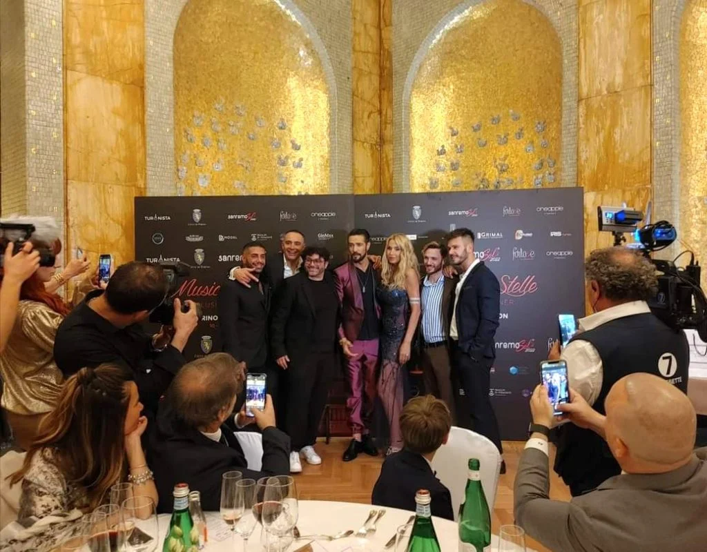 EUROVISION, SANREMOSOL INCANTA TORINO CON IL PARTY MUSICA E STELLE
