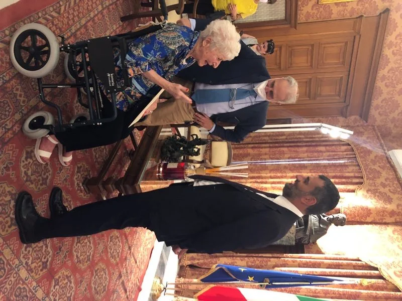 GLI AUGURI DEL SINDACO DECARO ALLA CENTENARIA ANGELA SPAGNOLETTI