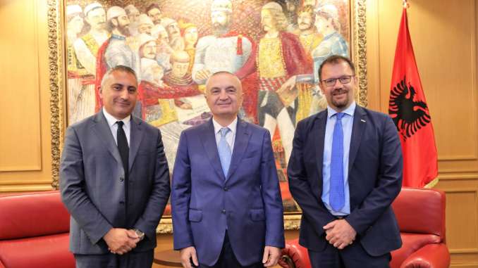Marrese e Bennardi con il presidente Meta