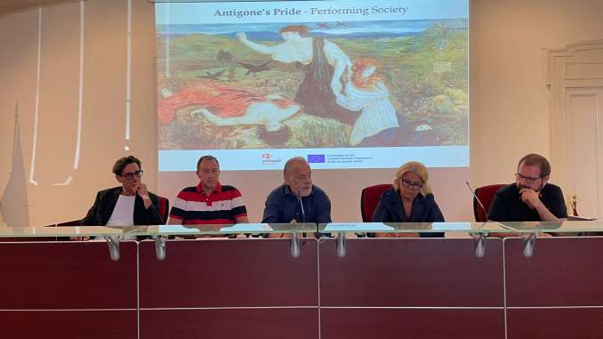 Antigone’s Pride - Performing Society _ Conferenza stampa