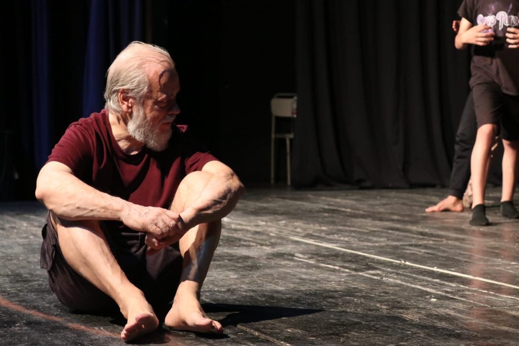 fabio tolledi astràgali teatro foto marina coluccia 1 2 radio laser news matera potenza puglia basilicata
