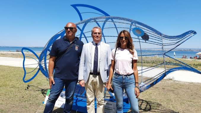 Presentazione Pesci Mangiaplastica (2)