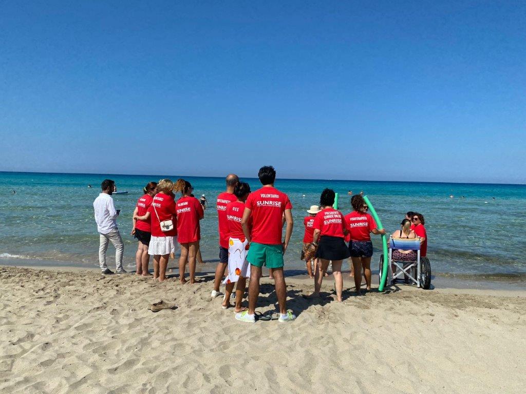 I NUMERI DEL SUCCESSO DI UN’ESPERIENZA AL MARE UNICA PER CHI SOFFRE DI SCLEROSI MULTIPLA E DI SLA: “IL MARE DI TUTTI 2022” CONCLUDE OGGI LE ATTIVITA’